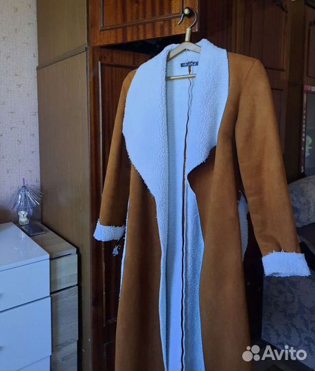 Пальто женское осеннее (размер s-m)