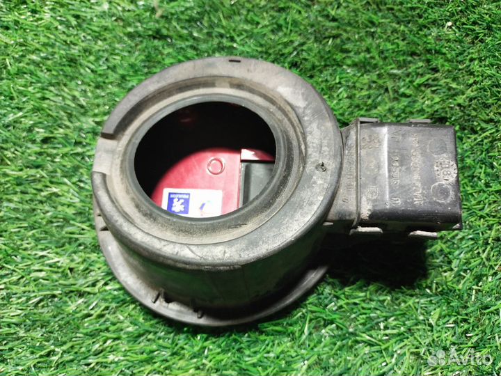 Лючок бензобака Peugeot 308 I