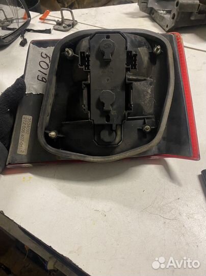 Фонарь задний левый внутренний Volvo 940 91-98гг