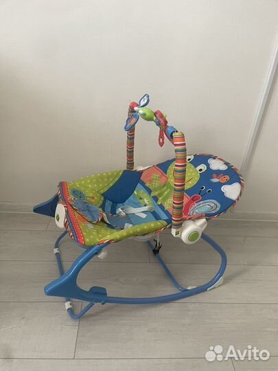 Шезлонг детский