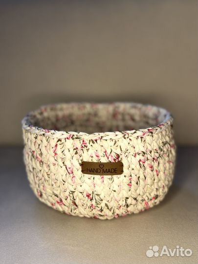 Вязаные корзинки ручной работы