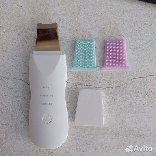 Ультразвуковой аппарат для чистки лица