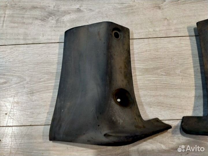 Брызговики комплект Toyota Mark Ii GX90 1GFE