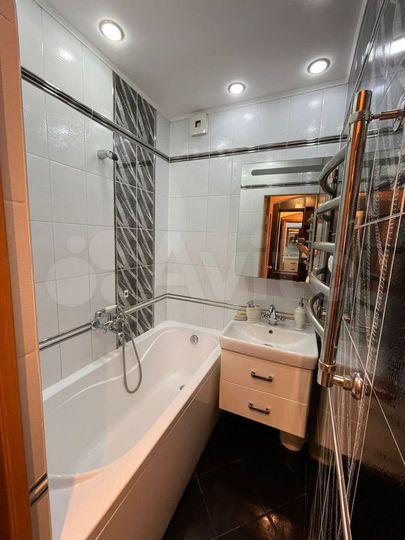 2-к. квартира, 62 м², 10/12 эт.