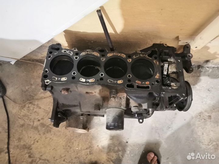Блок цилиндров двигателя Nissan Almera Classic