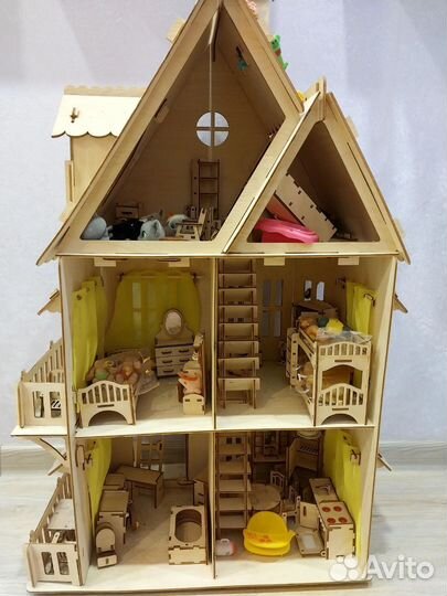 Кукольный домик