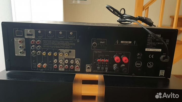 Ресивер Yamaha RX-V371 и колонки Yamaha NS-F150
