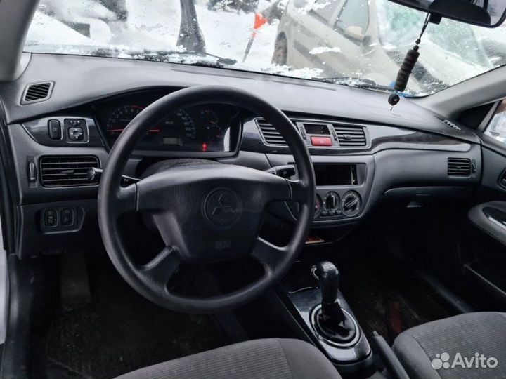 Торпедо Mitsubishi Lancer 9 4G18 2005