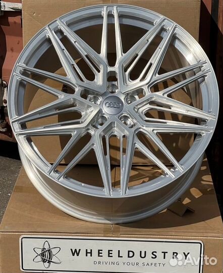 Кованые диски Vossen R22 Audi Q7 Q8