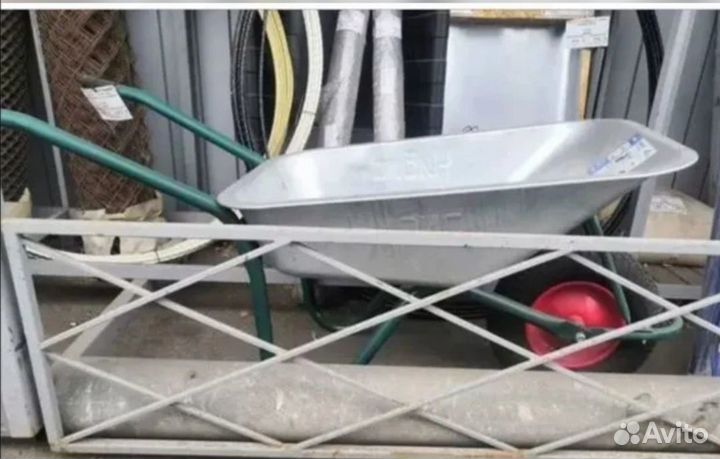 Тачка строительная