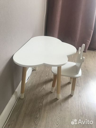 Детский стол и стульчик