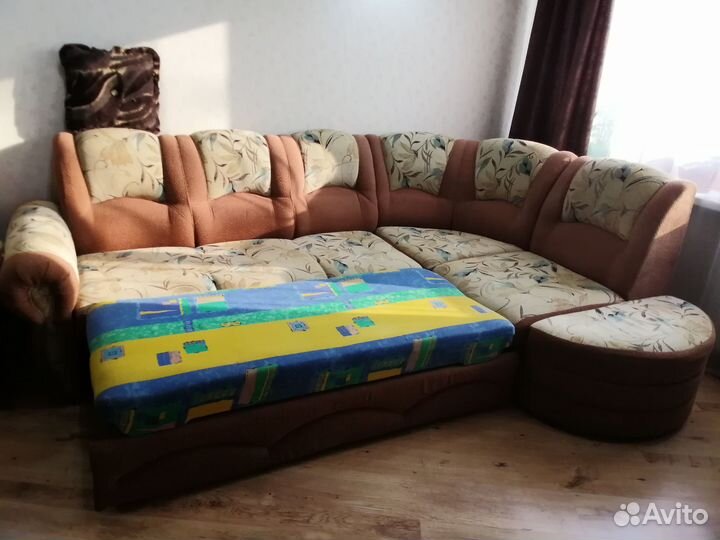 Угловой диван бу