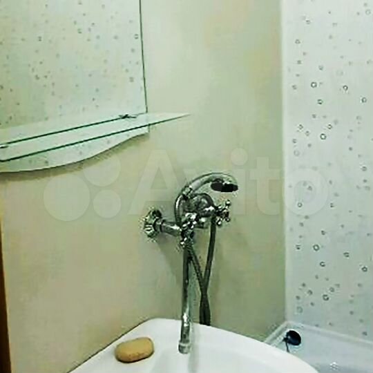 2-к. квартира, 62 м², 1/10 эт.