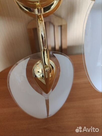 Люстра лепестки