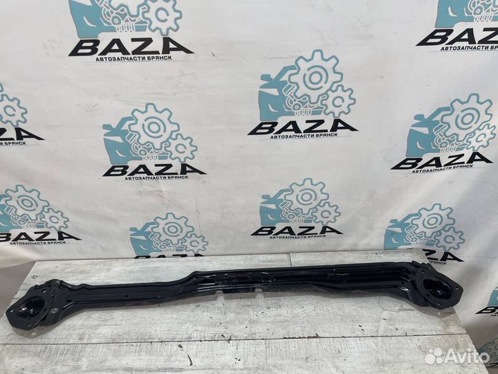 Распорка стоек передняя Ford Focus 3