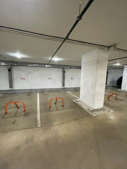 Машиноместо, 12 м²