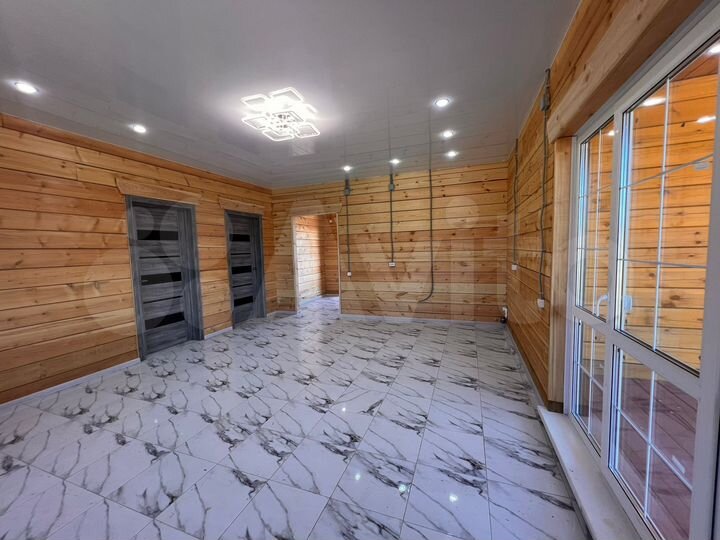 Дом 100 м² на участке 6 сот.