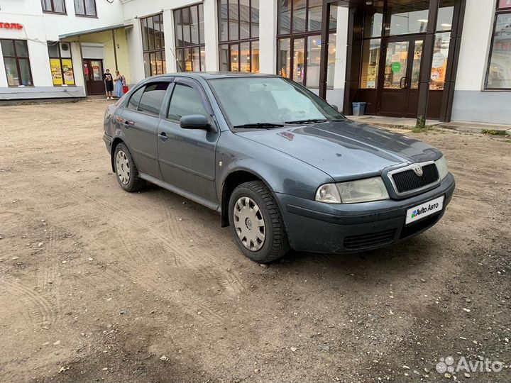 Skoda Octavia 1.6 МТ, 2004, 329 300 км