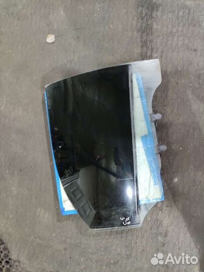 Заднее правое стекло Hyundai Sonata EF