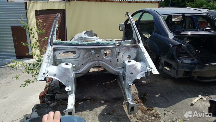 Мерседес мл 164 передняя часть кузова