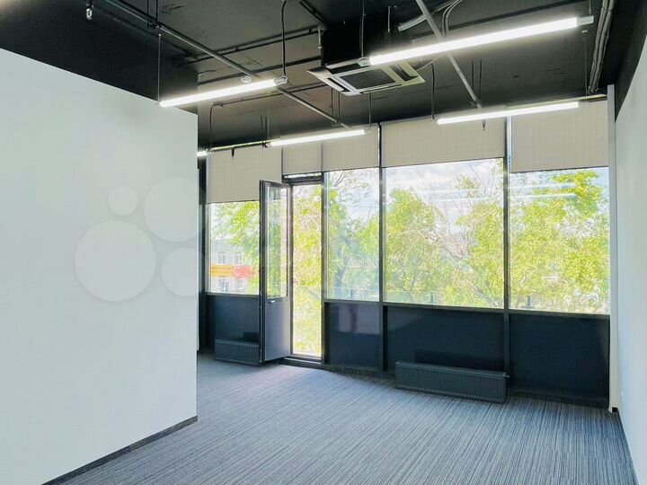 Панорамный Офис, 27.7 м²Вода, Парковка, Центр