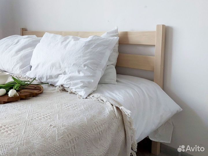 Кровать двуспальная