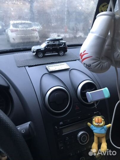 Коллекционная молель nissan qashqai patrol