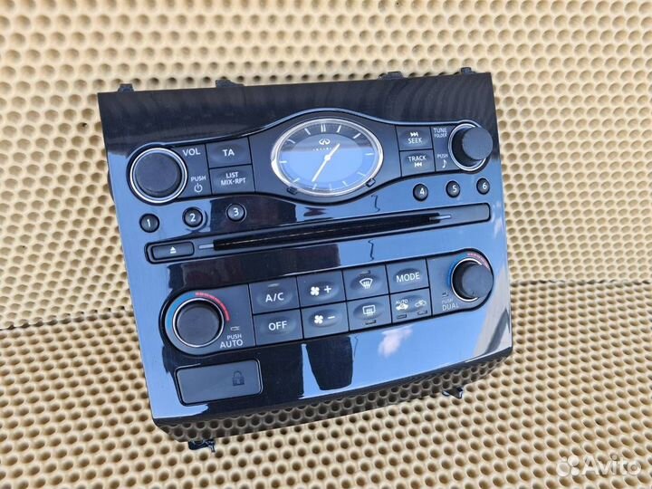 Блок управления климат-контролем Infiniti Fx35