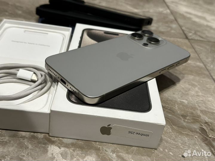 iPhone 15 Pro Max, 256 ГБ