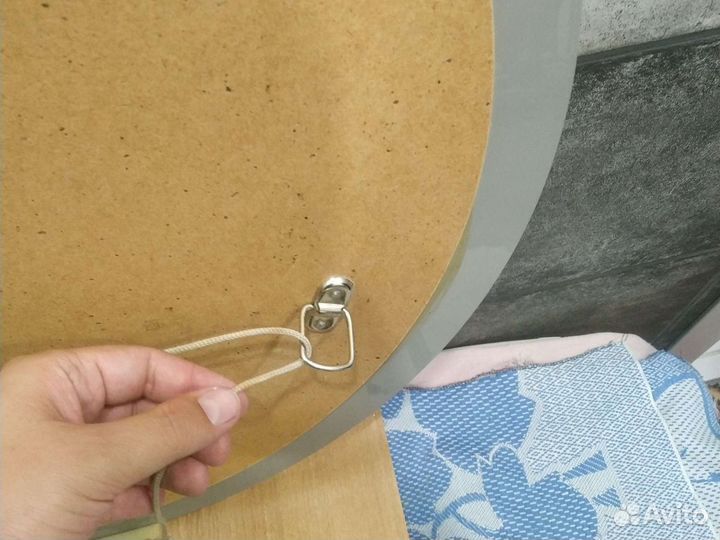 Круглое зеркало