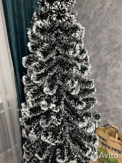 Елка искусственная