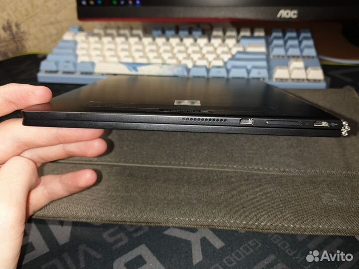 Lenovo yoga book