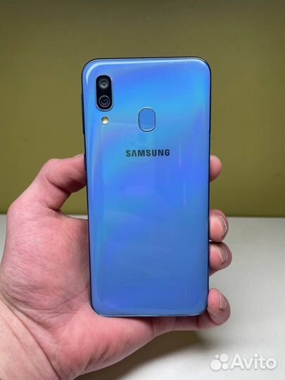 Samsung Galaxy A40, 4/64 ГБ