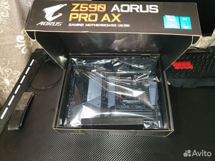 Материнская плата gigabyte Z590 aorus PRO AX Новое