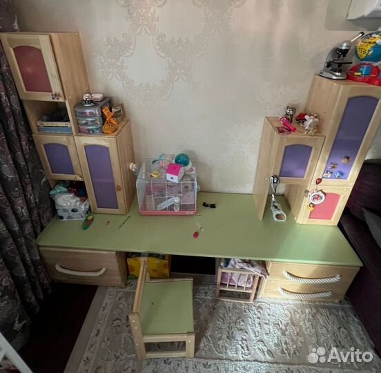Детский набор мебели, письменный стол, массив