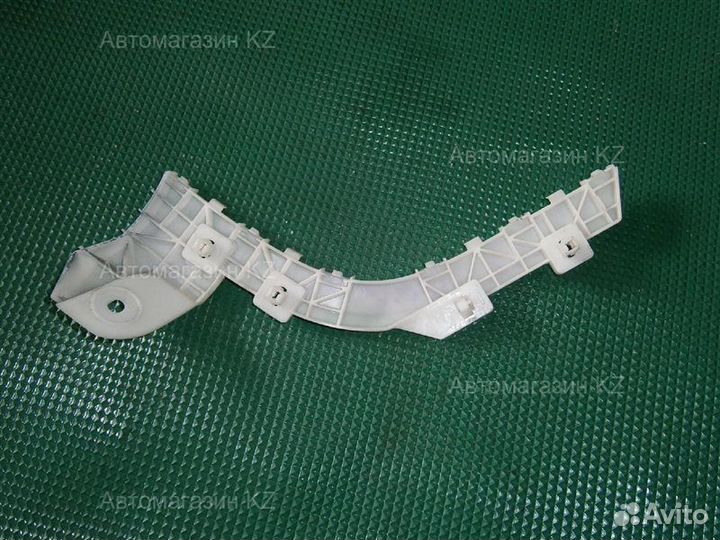 Крепление бампера лев. зад. mitsubishi RVR