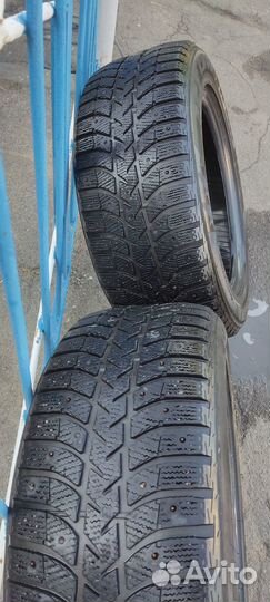 Bridgestone Ice Cruiser 5000 225/55 R16