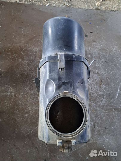 Корпус воздушного фильтра Range Rover Vogue