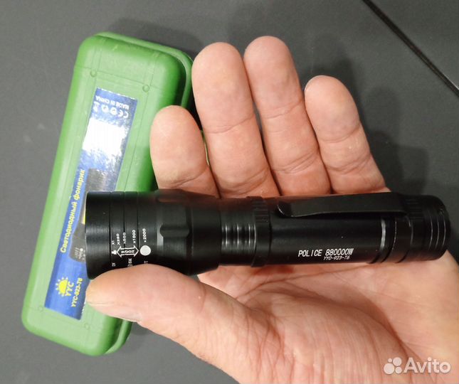 Фонарик светодиодный аккумуляторный