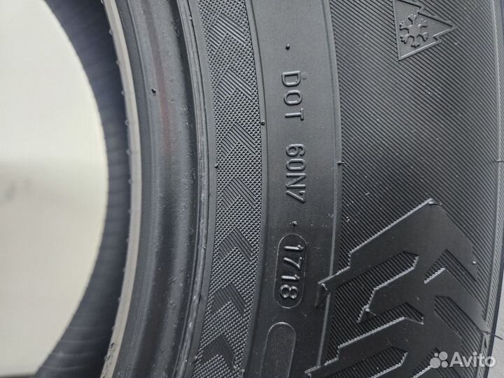 Nokian Tyres Hakkapeliitta 8 SUV 285/60 R18 116T