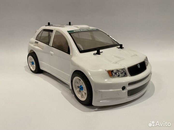 Радиоуправляемая модель Scoda Шкода 1/10