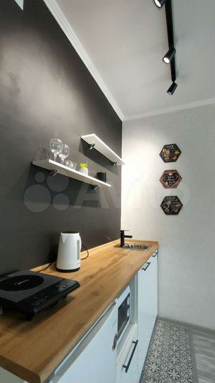 Квартира-студия, 30 м², 1/9 эт.