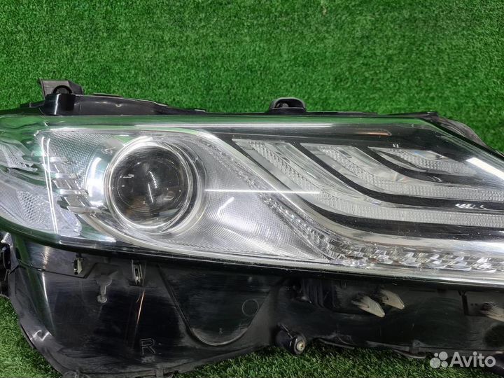 Фара правая Toyota Camry xv70 (2020-н.в.) LED