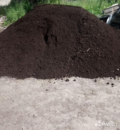 Земля плодородная. Плодородный грунт. Торф