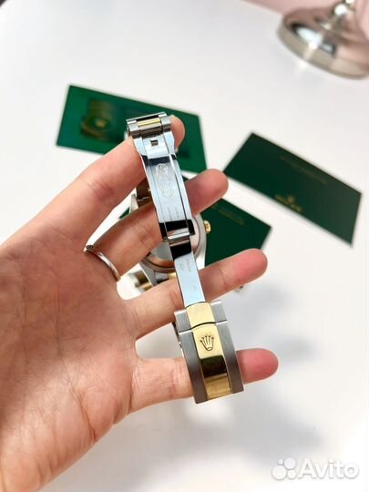 Наручные часы