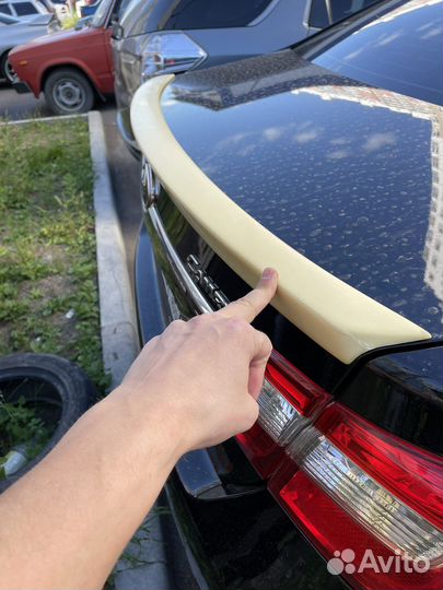 Лип спойлер Toyota Camry 50