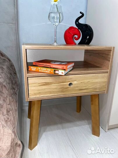 Столик тумба