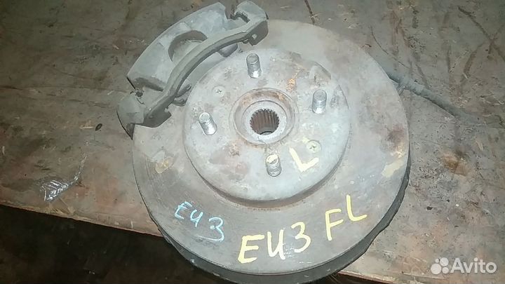 Ступица передняя левая на honda civic EU/ES