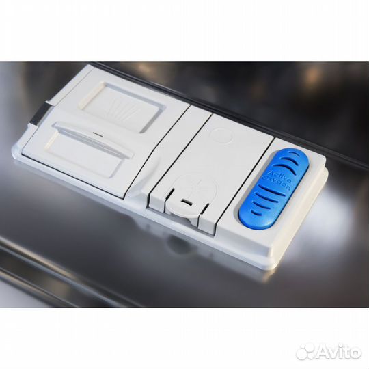 Hotpoint-Ariston HIO 3C22 W Новая