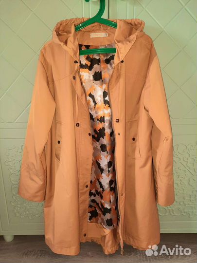 Плащ женский